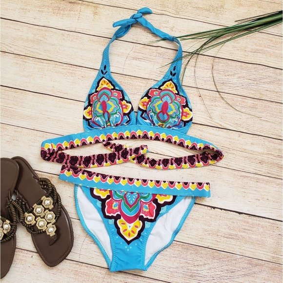 SEXY BLUE FLORAL PRINT 2 PIECE SWIMSUIT - Picture 8 of 12